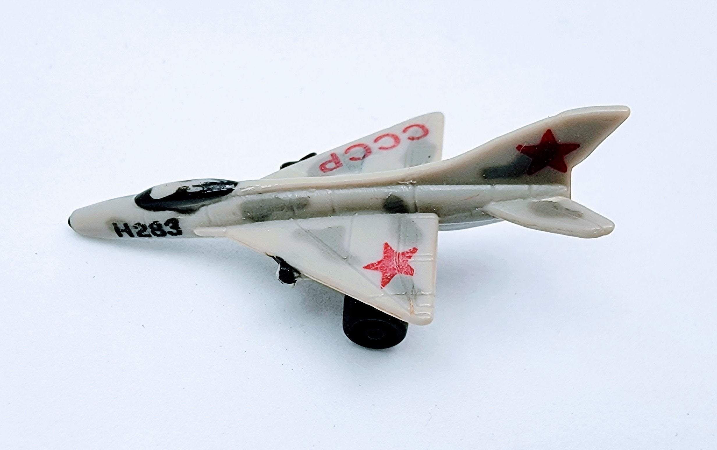 Micro Machines Military Mikoyan Gurvich MiG-21 Mini MWAC2 simple Xclusive Collectibles