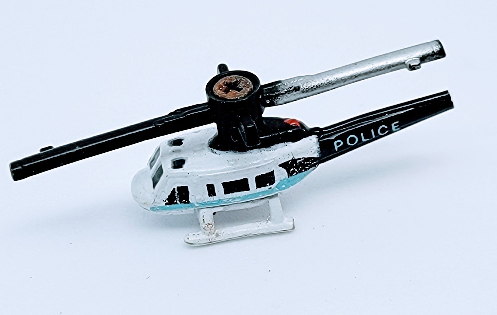 Micro Machines Huey Mini Police Helicopter Missing Tail Assembly Miniature Toy MMB3 simple Xclusive Collectibles
