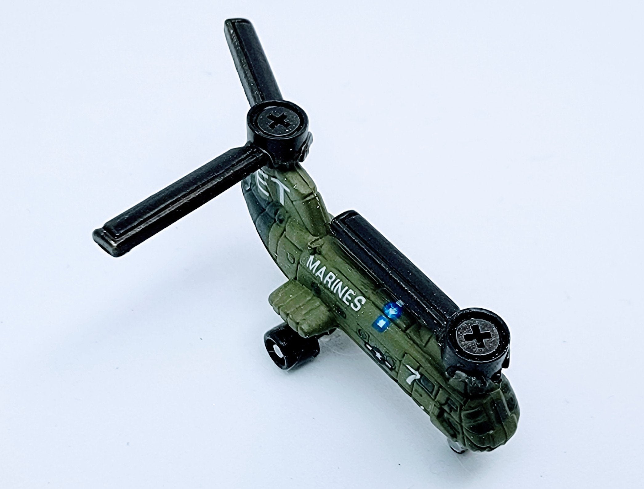 Micro Machines Military Chinook Mini MMB3 simple Xclusive Collectibles