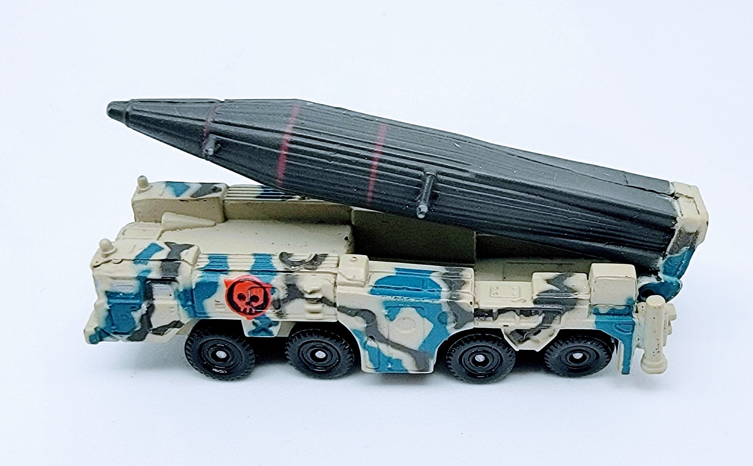 Micro Machines Military Skull Red Skull MMVB1 simple Xclusive Collectibles