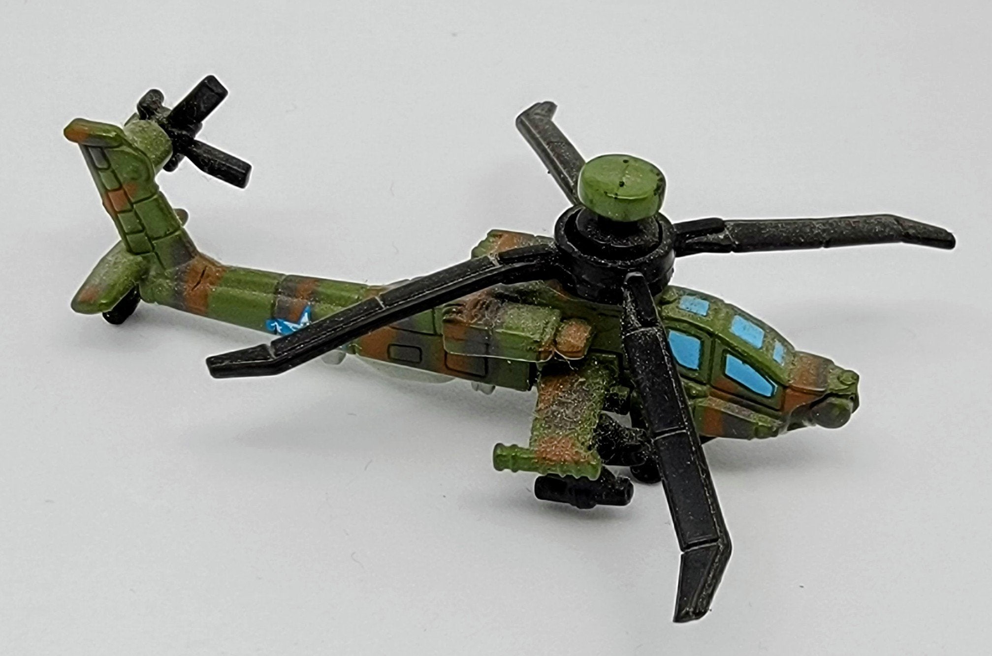 Micro Machines Military AH-64 Apache Helicopter Green/Brown Collectible Vintage Aircraft Miniatures MMLB1 simple Xclusive Collectibles