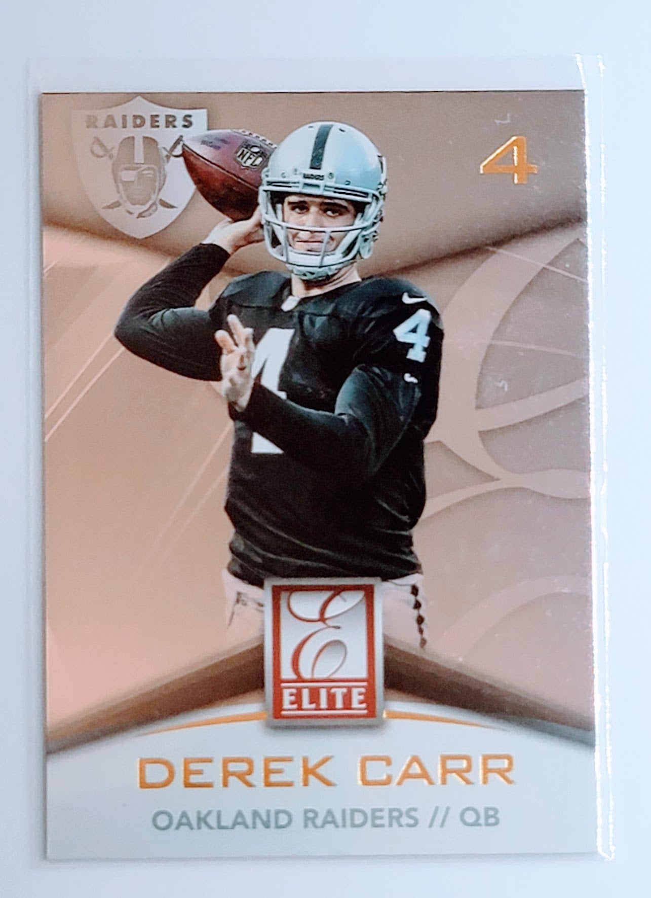 2015 Donruss DeVante Parker
Elite Inserts New Breed Jerseys MEM
Miami Dolphins Football Card TH1CB simple Xclusive Collectibles