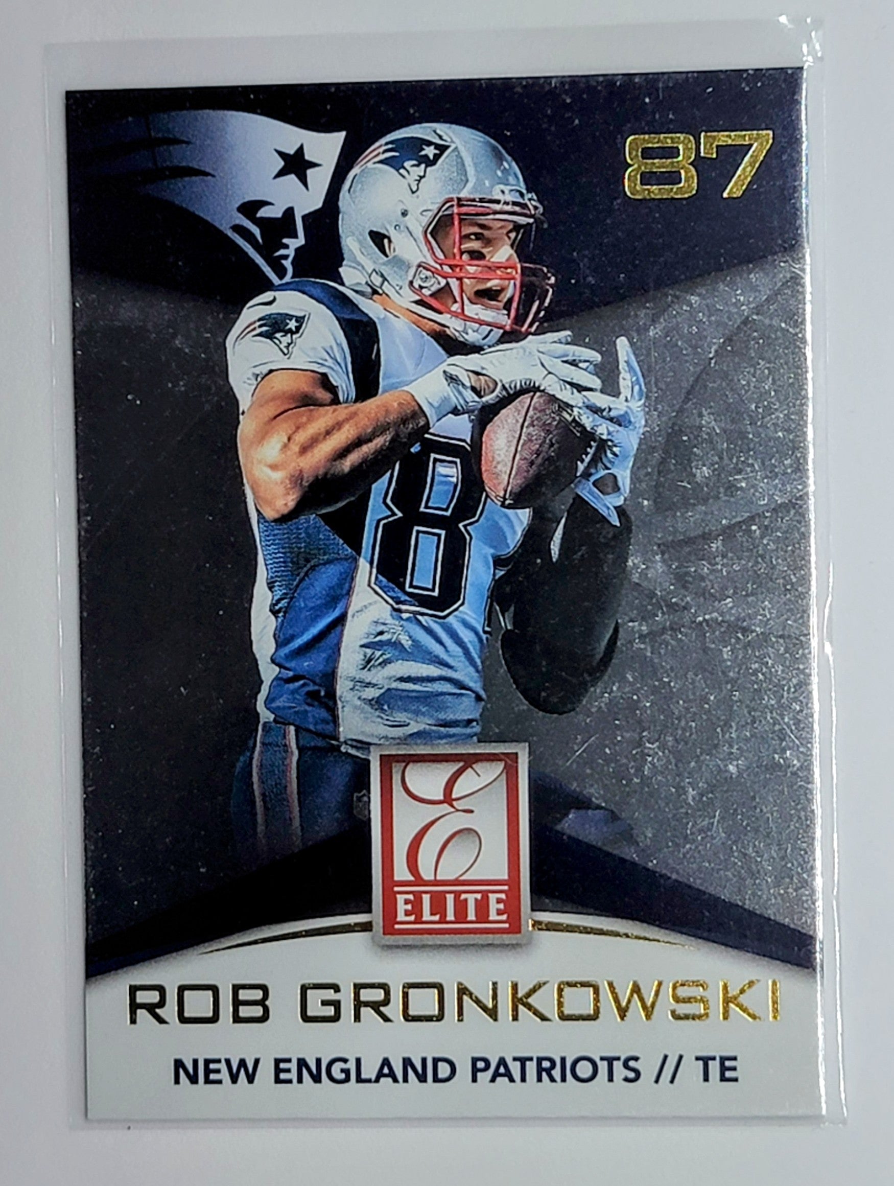 2015 Donruss Rob Gronkowski
Elite New England Patriots Football
  Card  TH1CB simple Xclusive Collectibles   