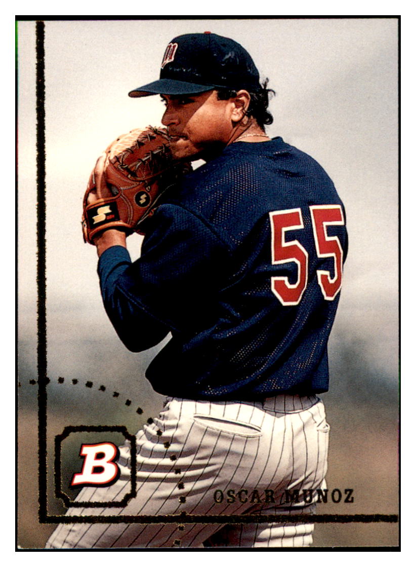 1994 Bowman Oscar Munoz   RC Minnesota Twins Baseball Card BOWV3 simple Xclusive Collectibles