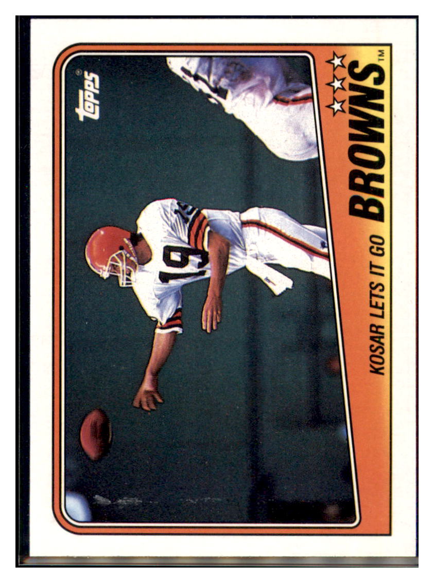 1988
Topps Browns Team Leaders - Bernie Kosar TL
Cleveland Browns Football Card VFBMA simple Xclusive Collectibles