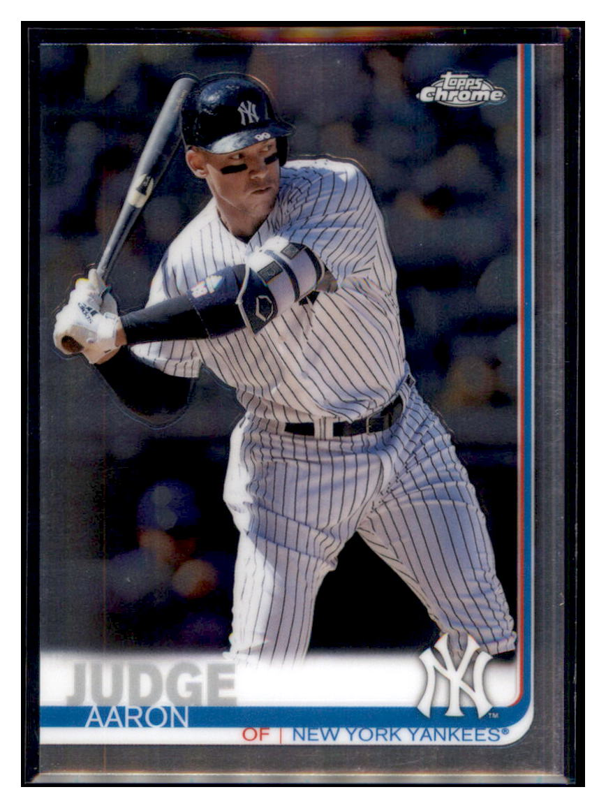 2019 Topps Chrome Aaron
  Judge   Baseball card CBT1B simple Xclusive Collectibles