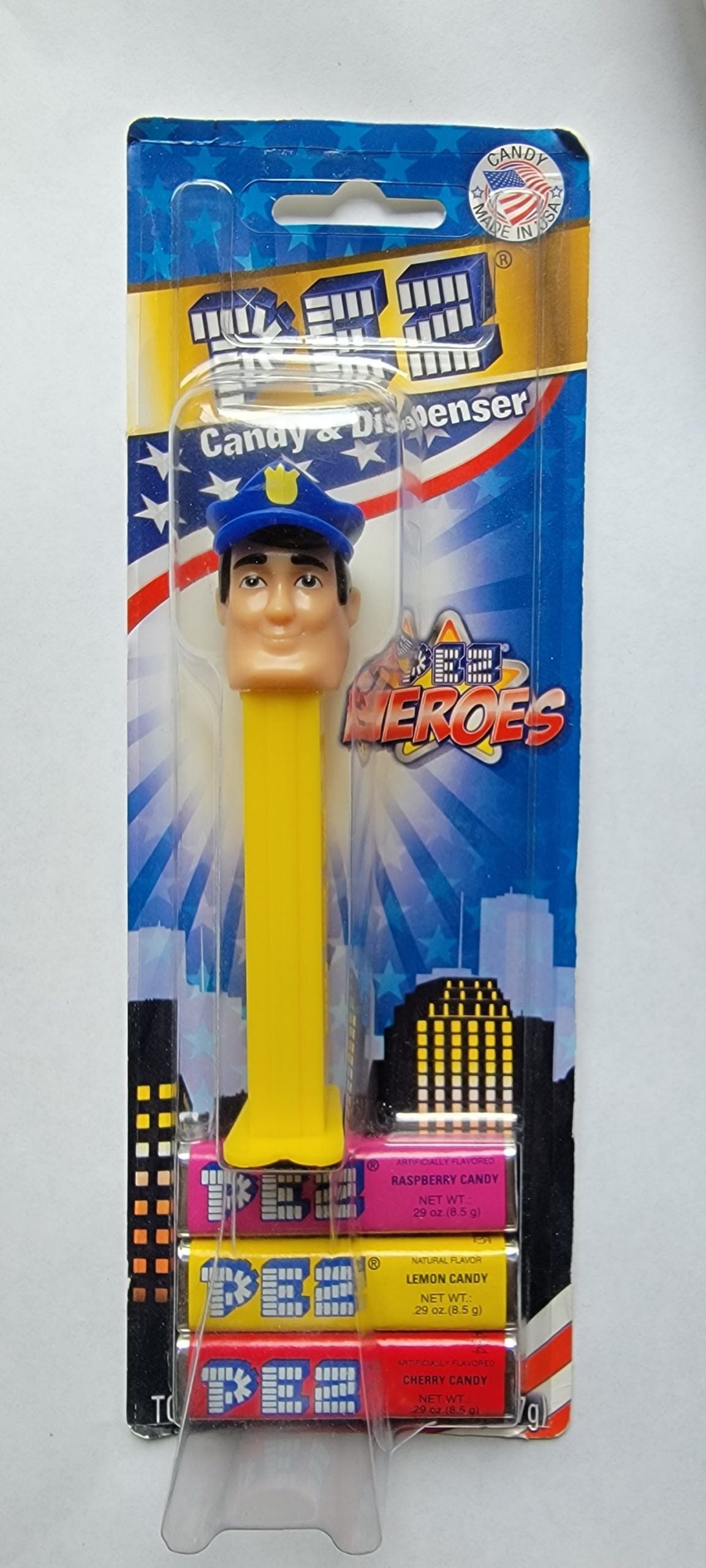 Pez Heroes Police Officer Policeman Pez Dispenser New in Original Packaging, MOC simple Xclusive Collectibles