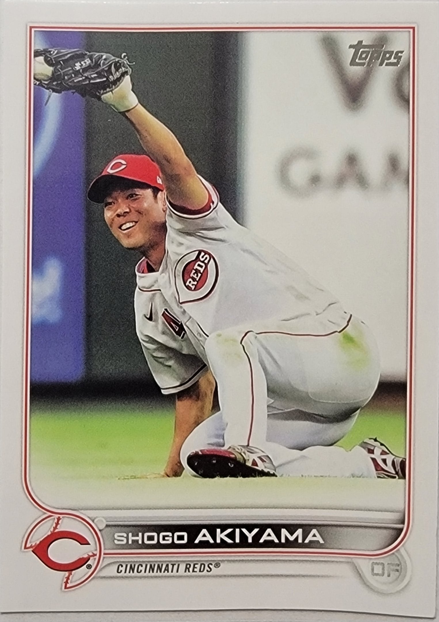 2022 Topps Series 2 Shogo Akiyama Baseball Card AVM1 simple Xclusive Collectibles