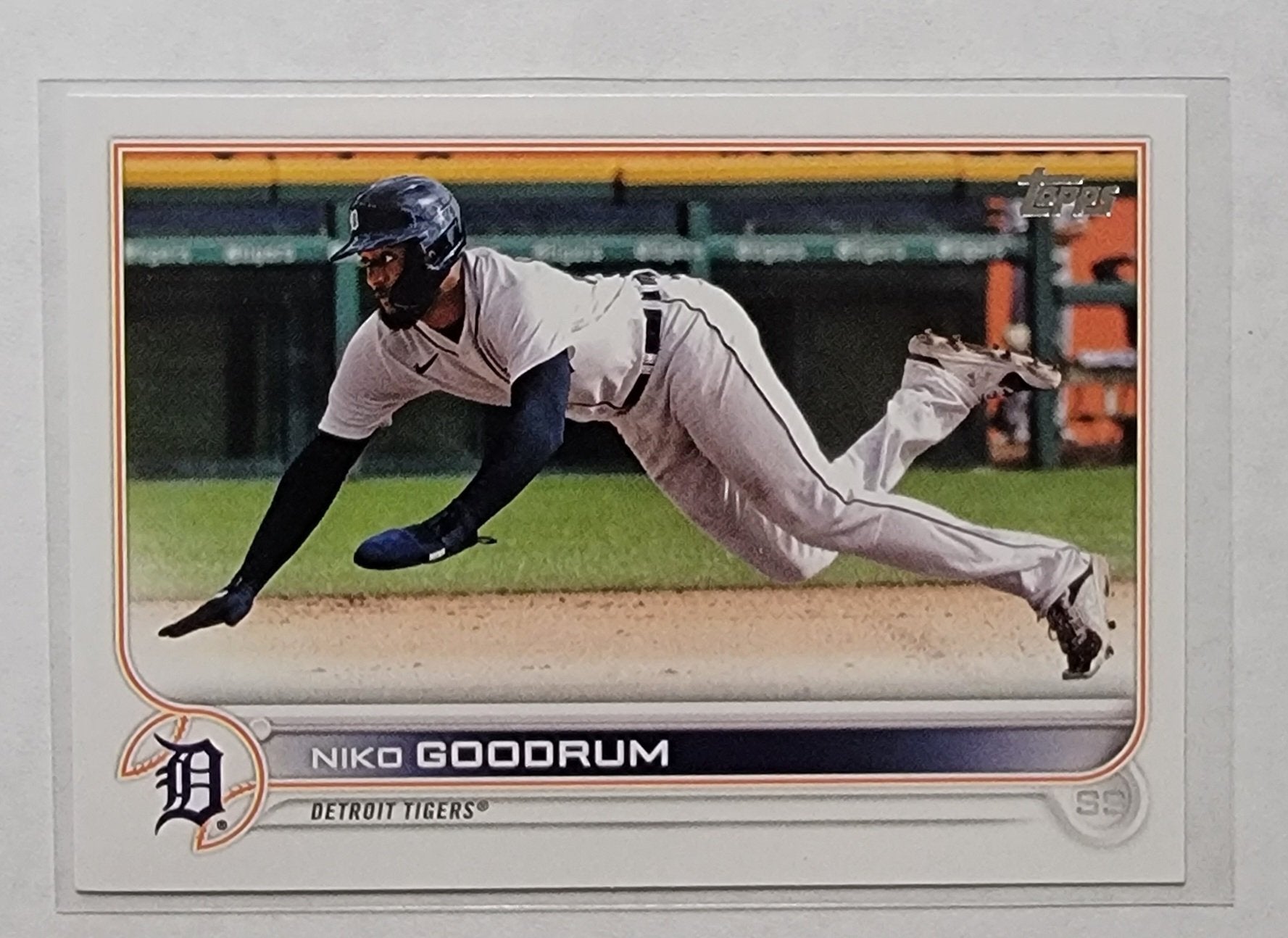 2022 Topps Series 2 Niko Goodrum Baseball Card AVM1 simple Xclusive Collectibles
