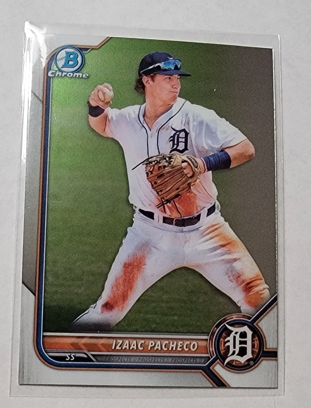 2022 Bowman Chrome Izaac Pacheco Baseball Card AVM1 simple Xclusive Collectibles