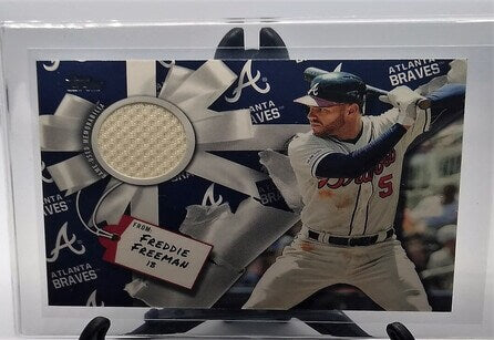 2019 Topps Holiday Freddie Freeman Relic Patch Card simple Xclusive Collectibles