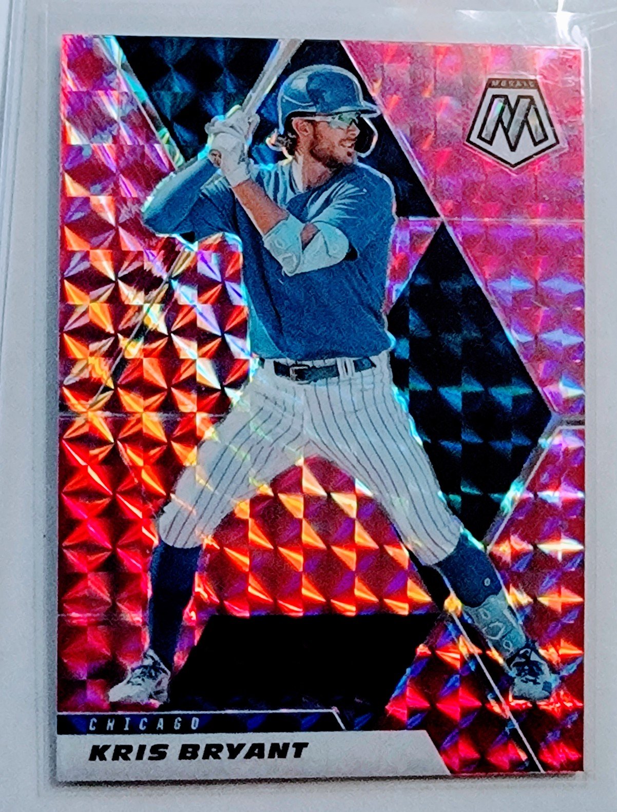 2021 Panini Mosaic Kris Bryant Pink Camo Refractor Baseball Card AVM1 simple Xclusive Collectibles