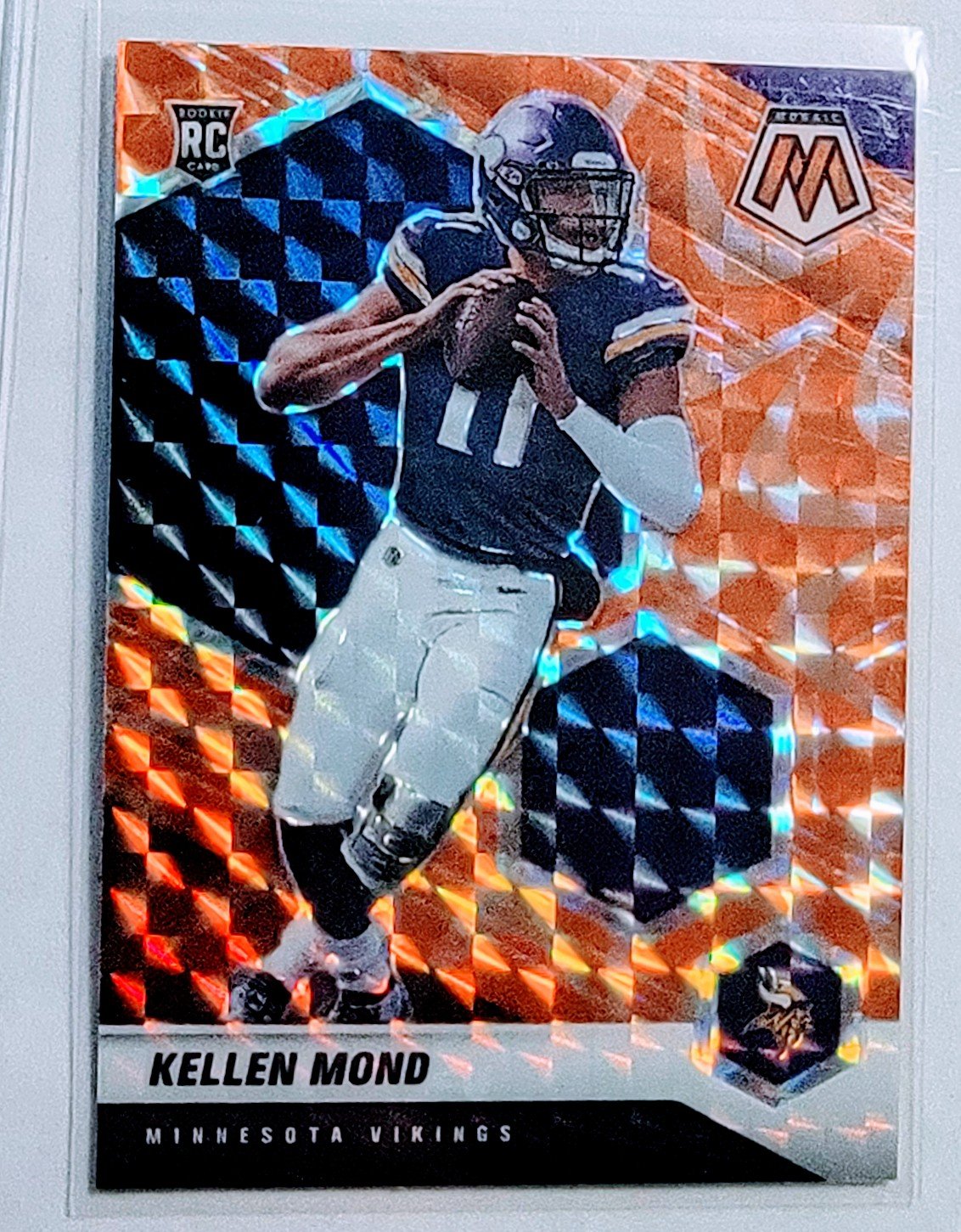 2021 Panini Mosaic Kellen Mond Orange Rookie Football Card AVM1 simple Xclusive Collectibles