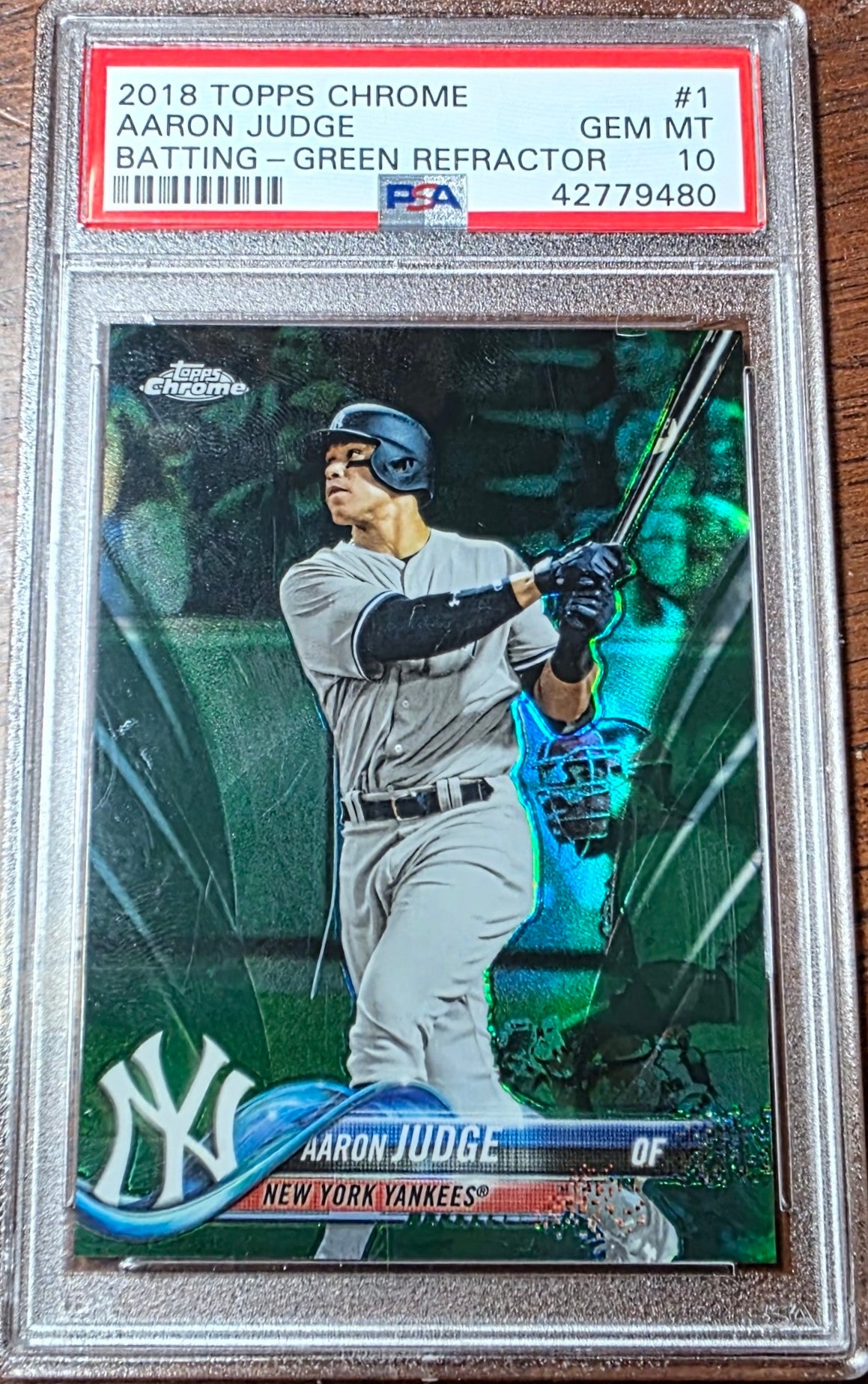 2018 Topps Chrome AARON JUDGE 1 Batting Green Refractor Baseball Card Yankees /99 - PSA 10 MINT