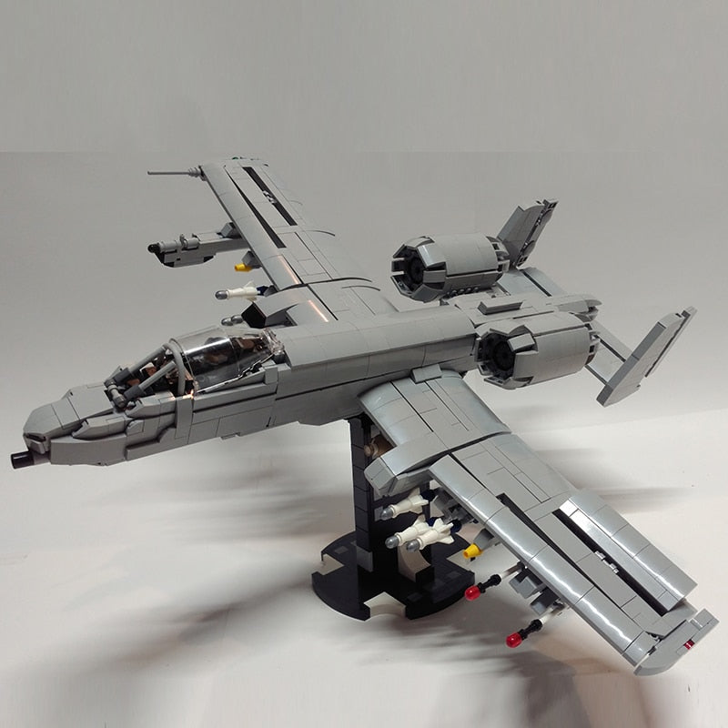 A-10 Warthog Brick Model Aircraft Set With Stand, 2468pcs