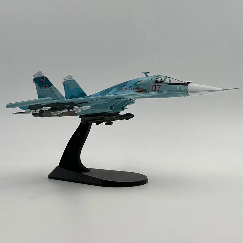 1/100 Scale Russian Su-34 Fullback Fighter Bomber Diecast Model - Metal Display Combat Aircraft - Xclusive Collectibles