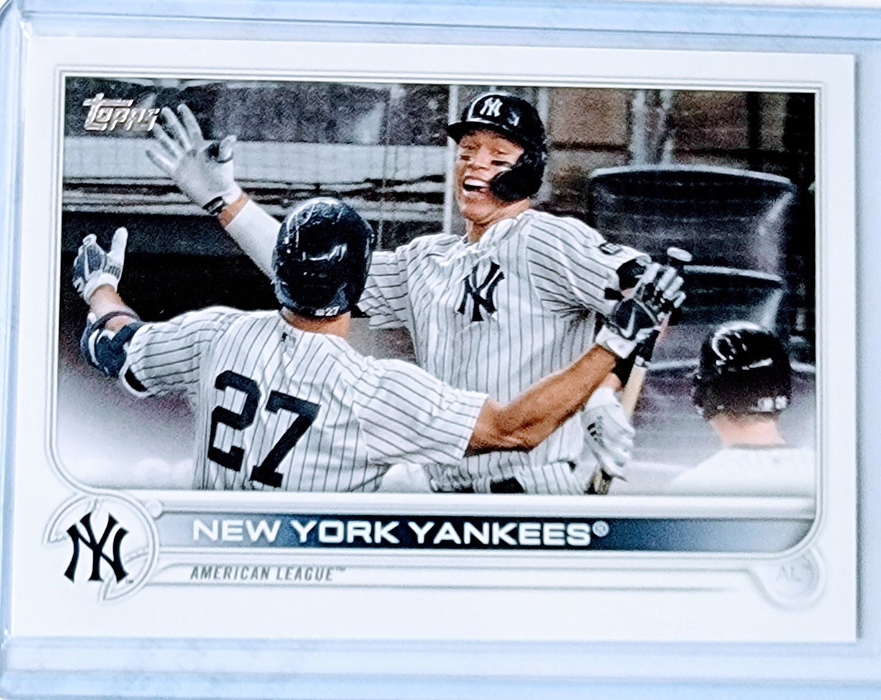 2022 Topps New York Yankees Team Baseball Trading Card GRB1 simple Xclusive Collectibles
