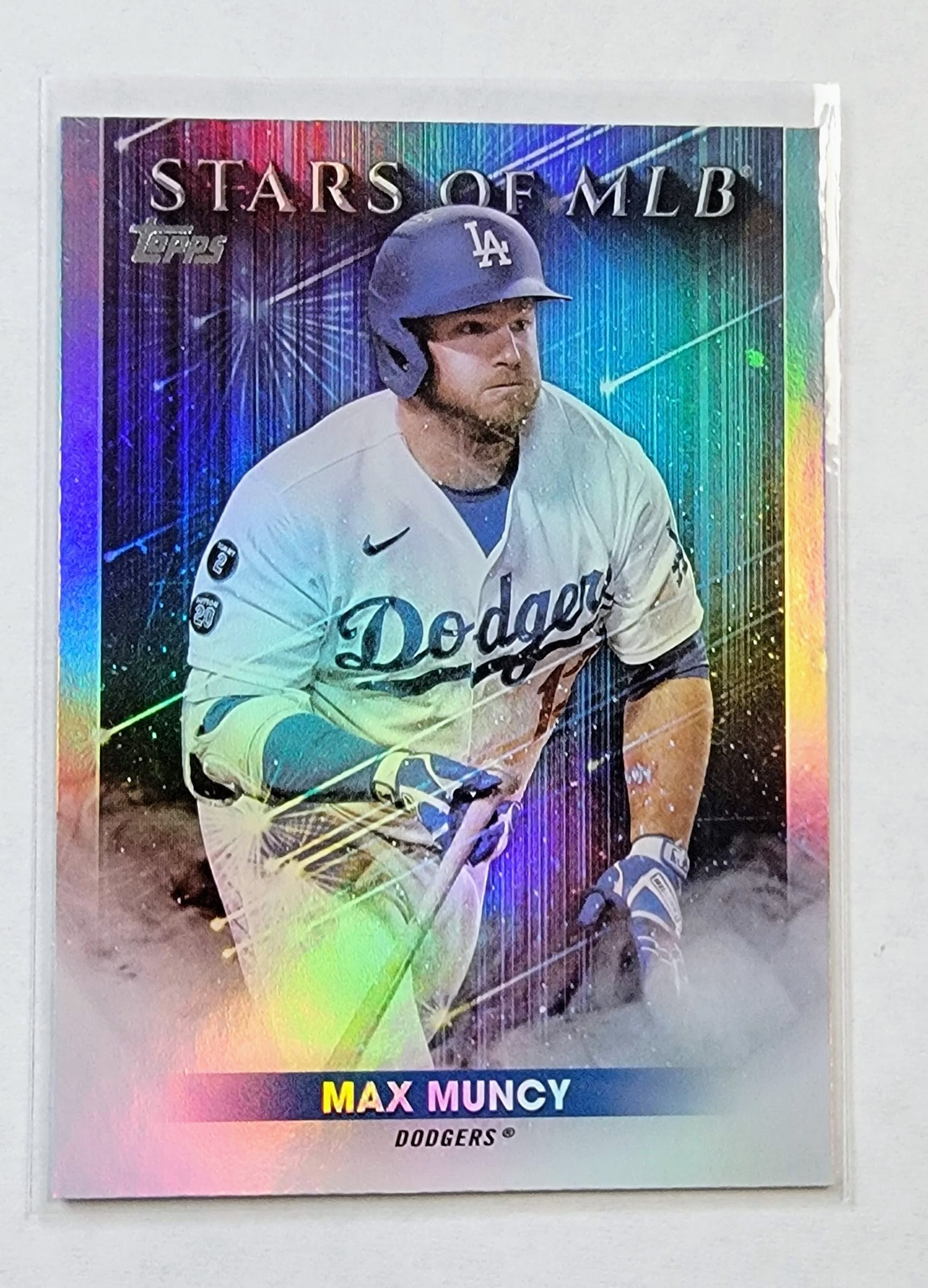 2022 Topps Max Muncy Stars of the MLB Foil Refractor Baseball Card AVM