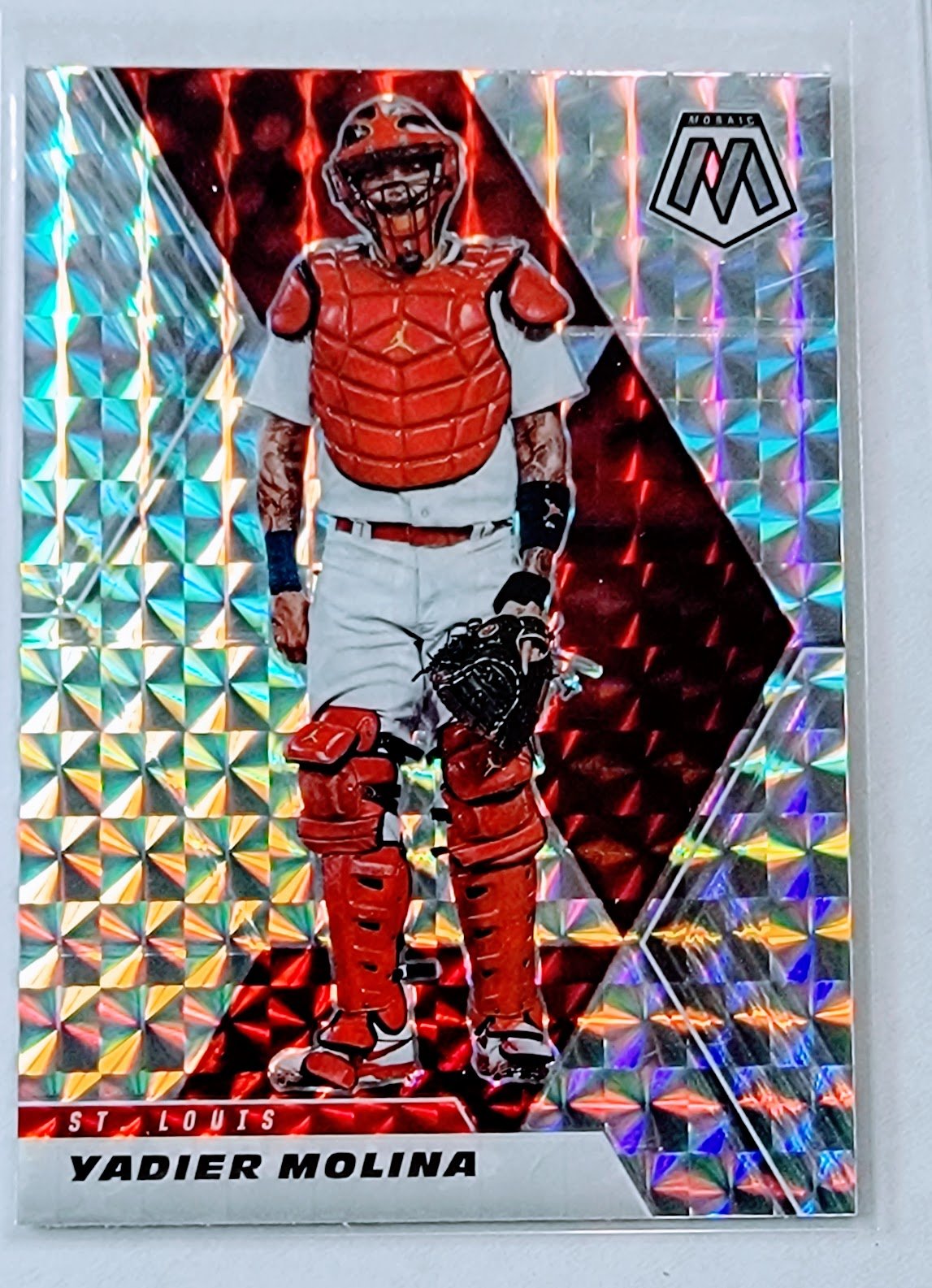 2021 Panini Mosaic Yadier Molina Refractor Baseball Card AVM1 simple Xclusive Collectibles