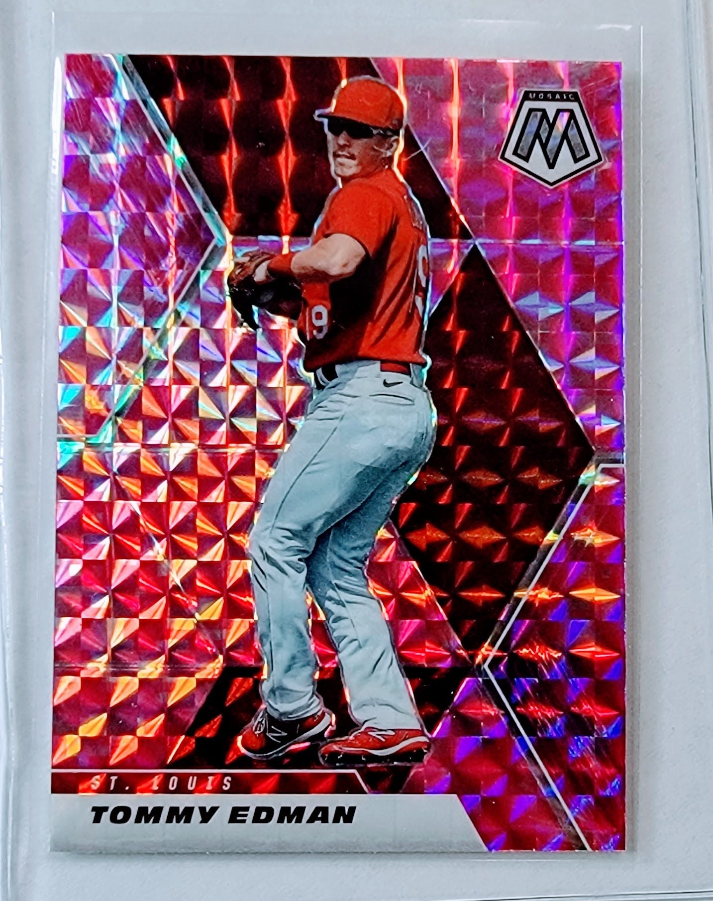 2021 Panini Mosaic Tommy Edman Pink Camo Refractor Baseball Card AVM1 simple Xclusive Collectibles