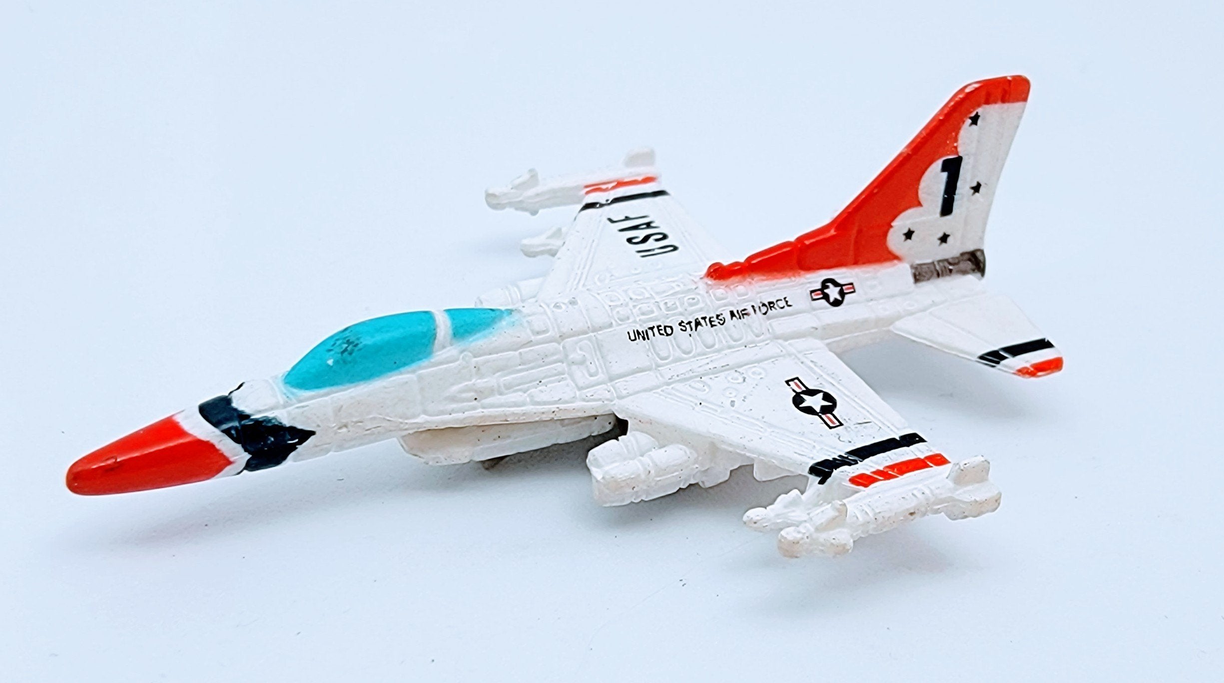 Micro Machines Military F-16 Thunderbirds #1 Miniature Toy MMB3 simple Xclusive Collectibles   