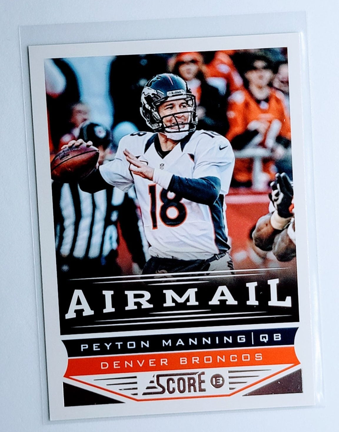 2013 Score Peyton Manning
  Scorecard  Denver Broncos Football
  Card  TH1CB_1a simple Xclusive Collectibles   