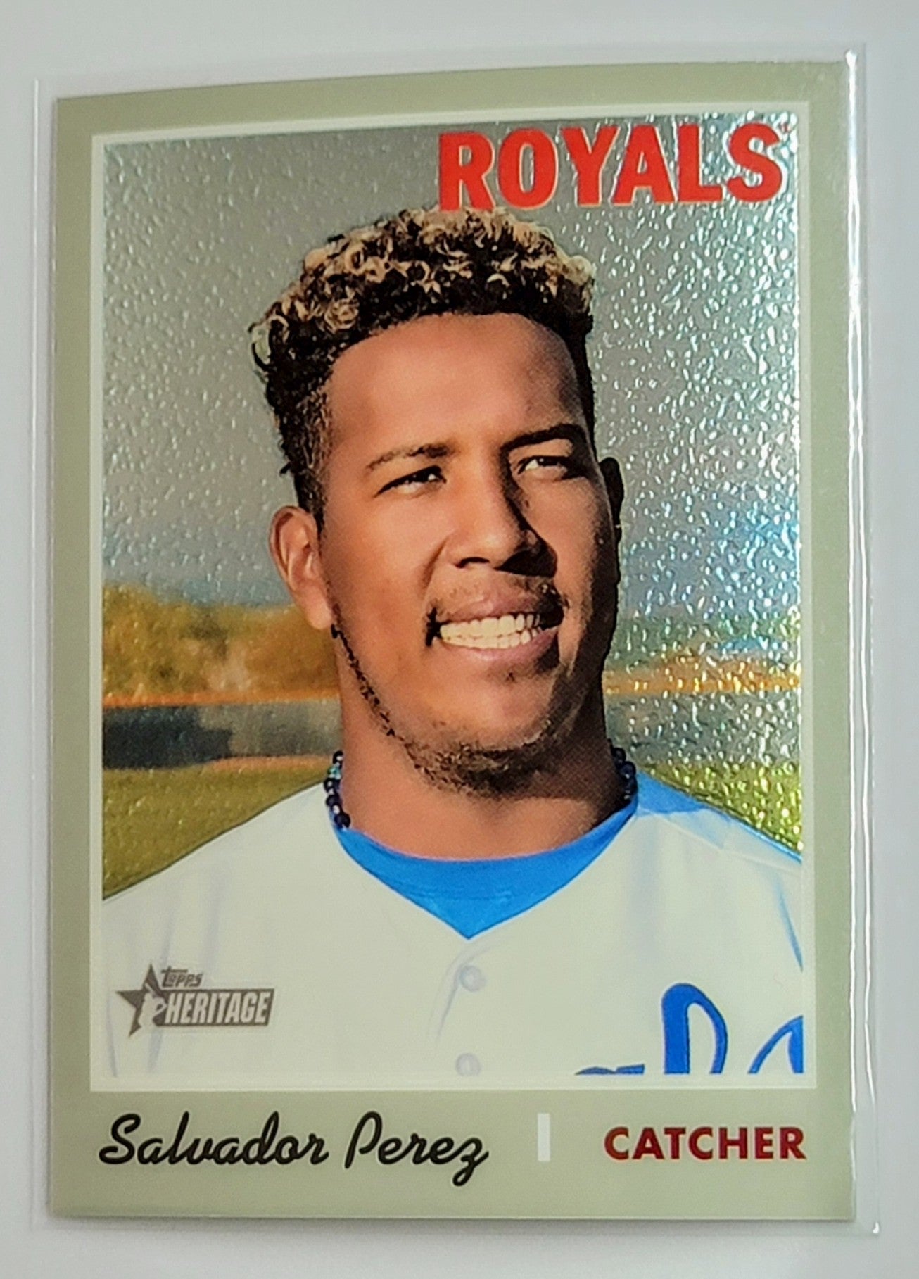 2019 Topps Heritage Salvador
  Perez Chrome Purple Refractor  Kansas
  City Royals Baseball Card TH1C4 simple Xclusive Collectibles   