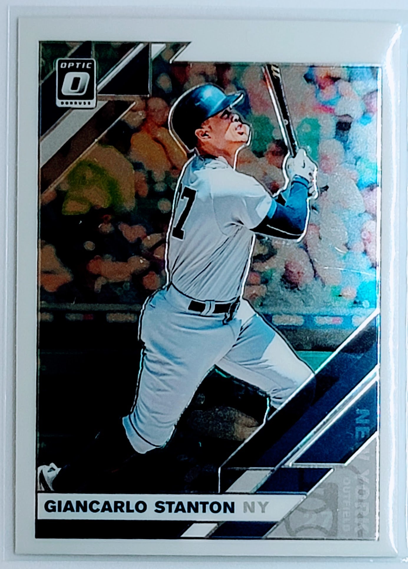 2019 Donruss Optic Giancarlo
  Stanton   New York Yankees Baseball
  Card TH1C4 simple Xclusive Collectibles   