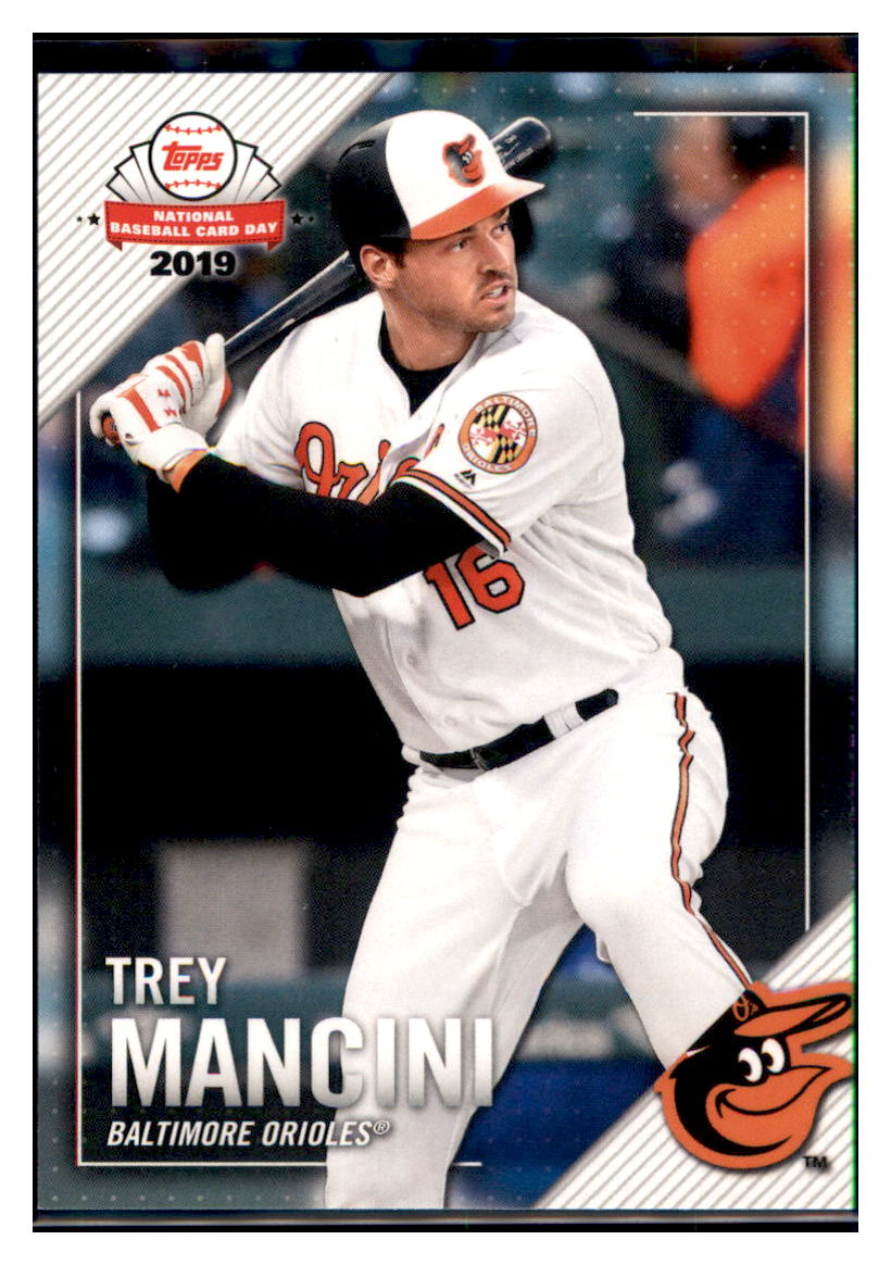 2019 Topps National Baseball
  Card Day Trey Mancini   Baseball card
  CBT1B simple Xclusive Collectibles   