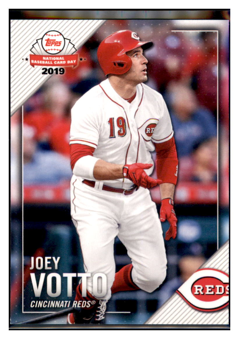 2019 Topps National Baseball
  Card Day Joey Votto   Baseball card
  CBT1B simple Xclusive Collectibles   