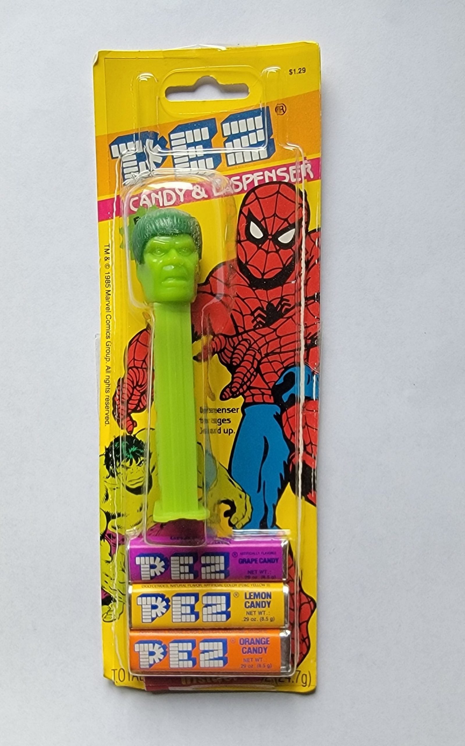 Original Hulk Marvel Pez Dispenser with Card simple Xclusive Collectibles   