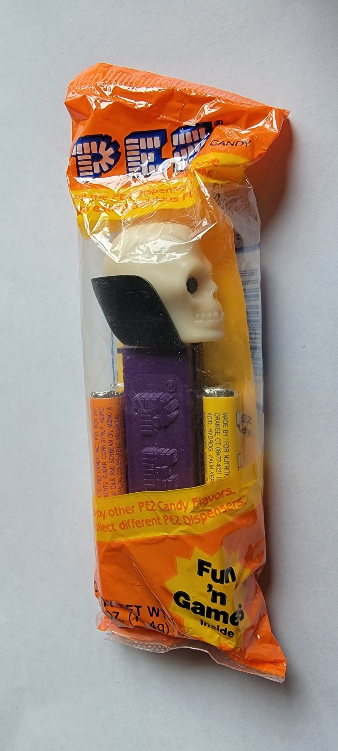 Halloween Dr. Skull Pez Dispenser A New in Original Packaging simple Xclusive Collectibles   