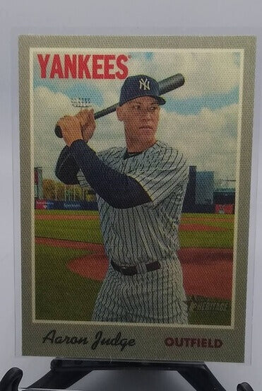 2019 Topps Heritage Aaron Judge Cloth Sticker Baseball Card simple Xclusive Collectibles   