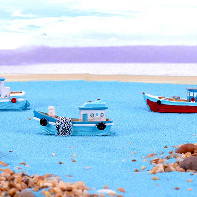 1pc Random Miniature Creative Toy Lighthouse Sea Micro Landscape