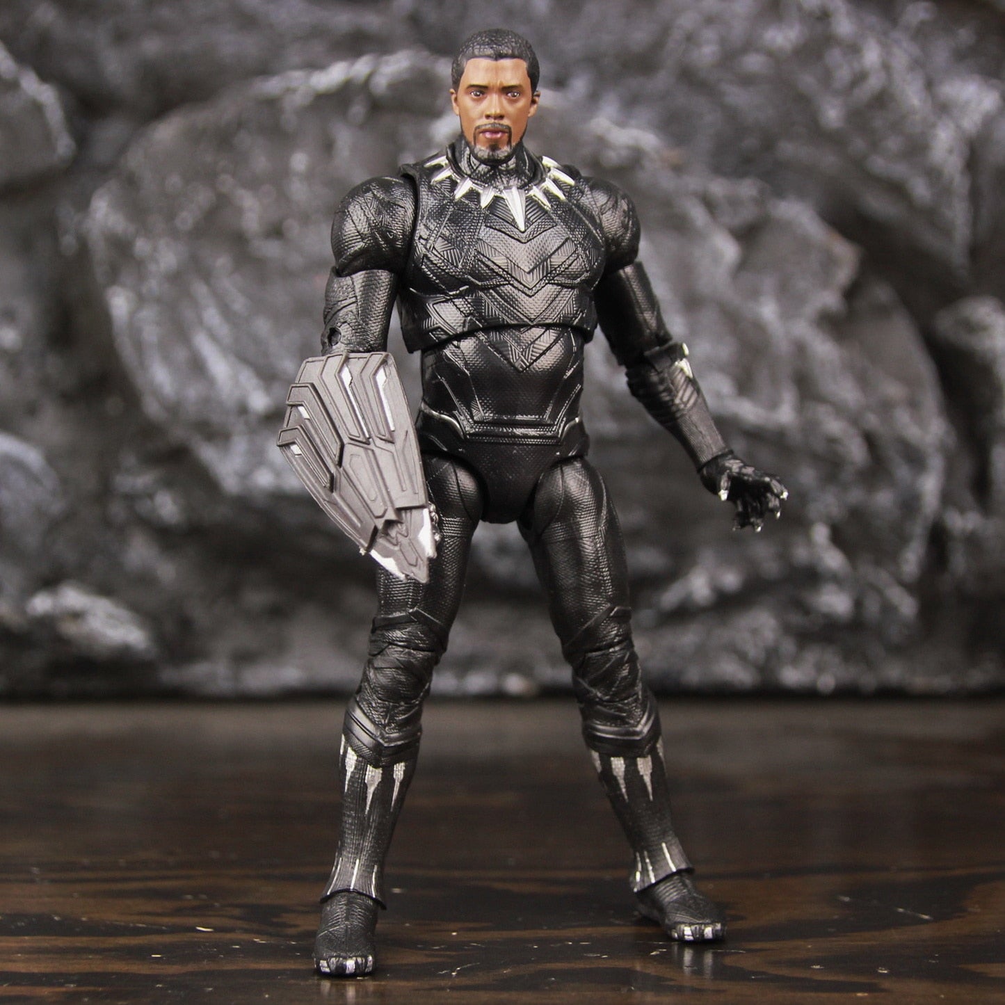 ZD Toys Marvel Black Panther 7" Action Figure - The King Of Wakanda Collection
