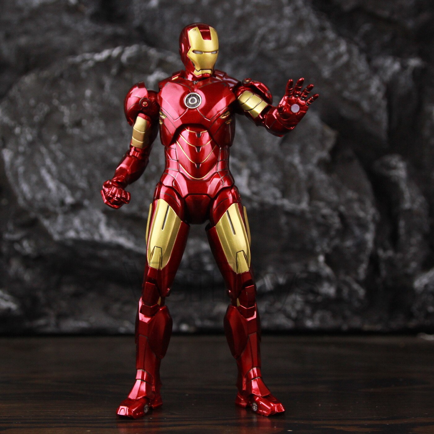 2020 Classic Marvel Iron Man MK4 Mark IV 7" Movie Action Figure