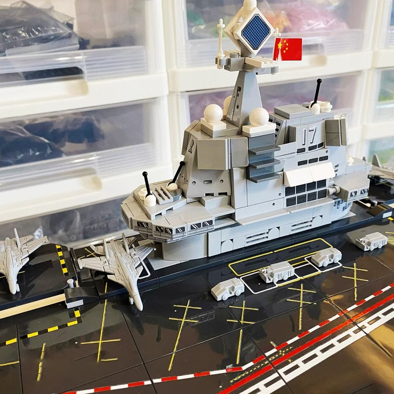 Battleship and submarine sales toy