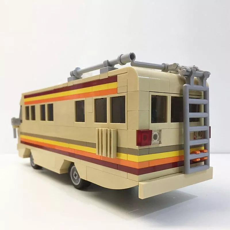 Breaking Bad RV Vehicle Brick Model Set - Walter White & Jesse Pinkman, Compatible with Lego