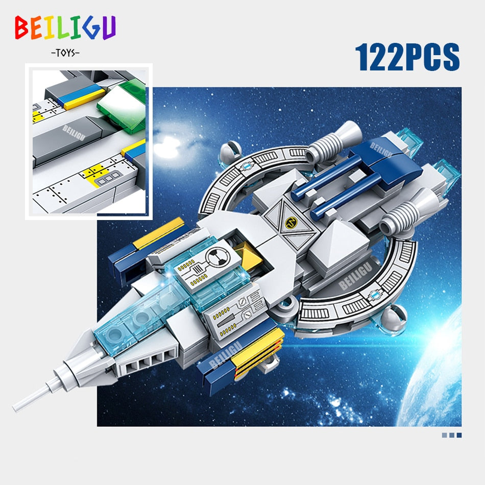 8 in 1 Classic Movie Spaceship, Battleship, and Fighter Brick Model Playset, 941pcs